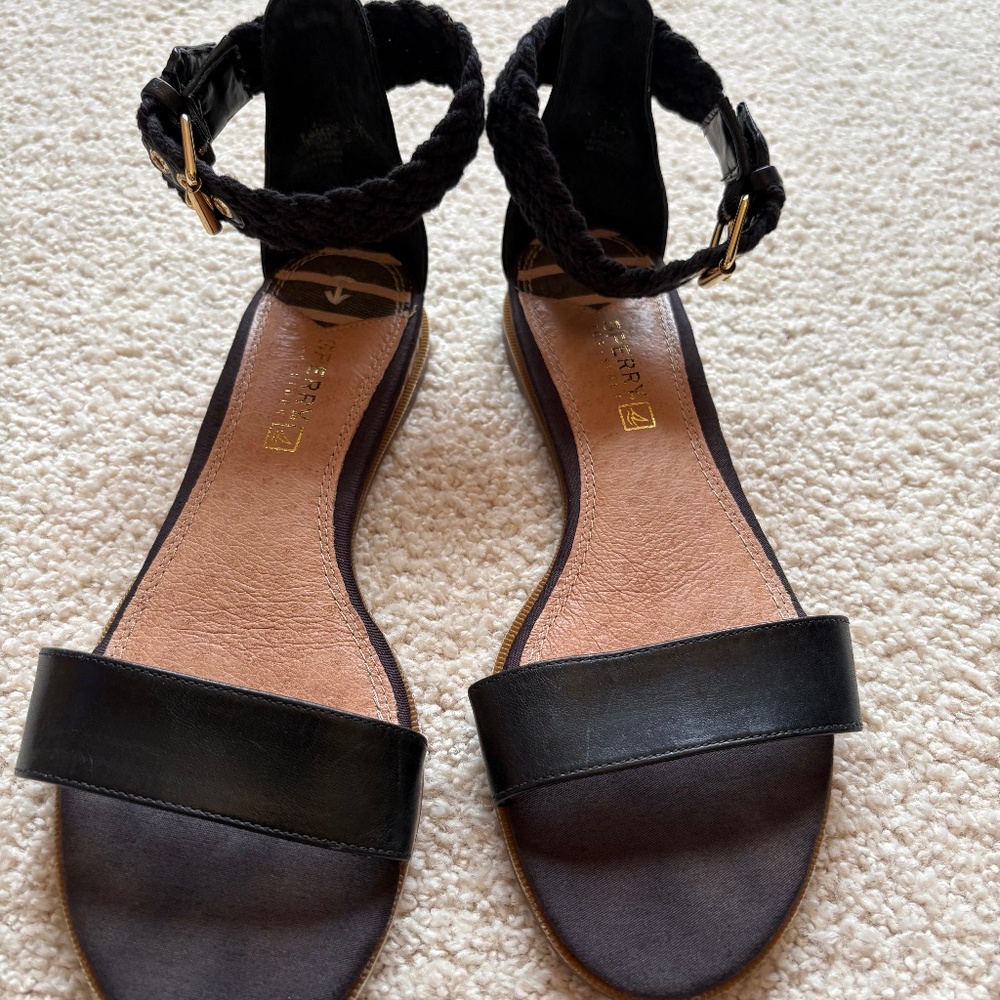 Sperry sandals
